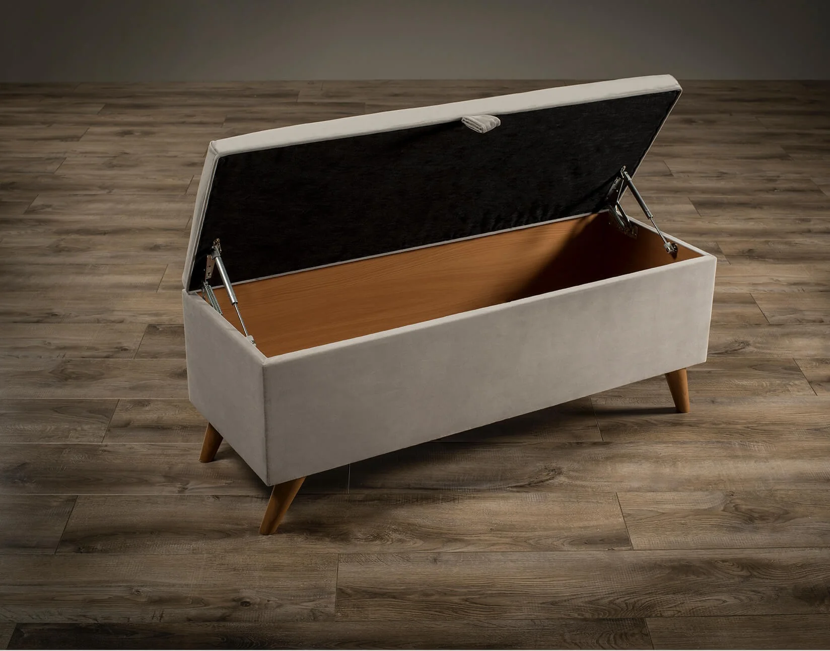 Aloft Blanket Box - Image 6
