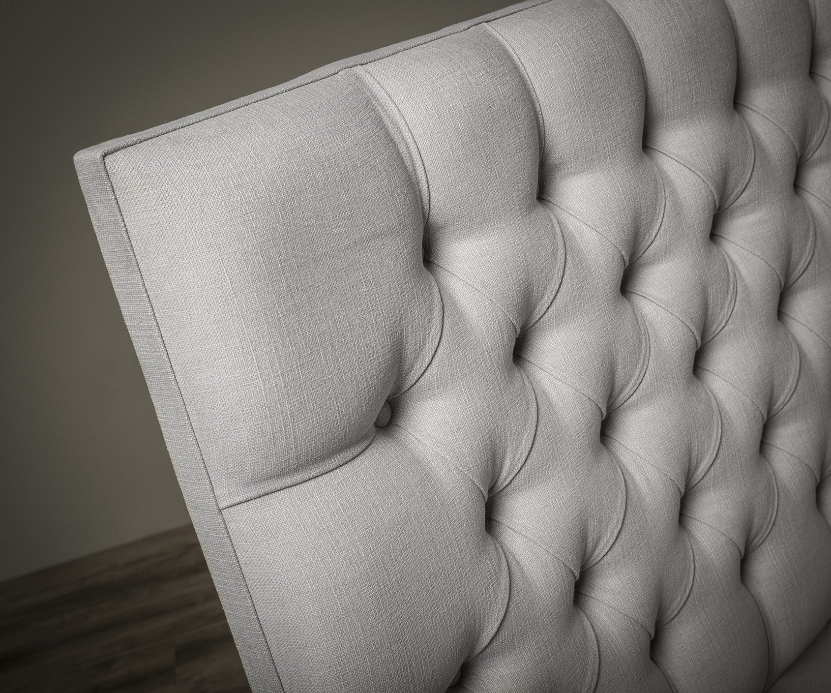 Chesterfield Headboard - Image 5