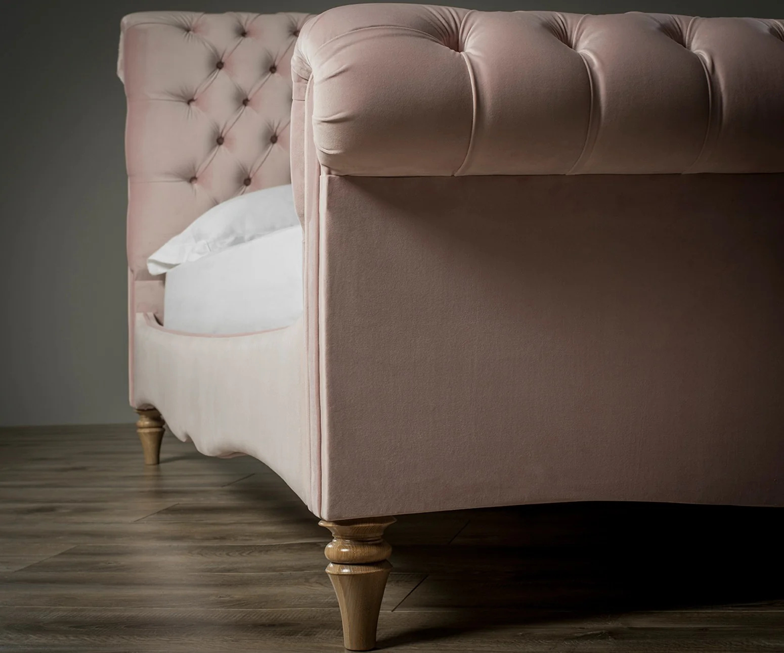 Duchess Chesterfield Bed - Image 5