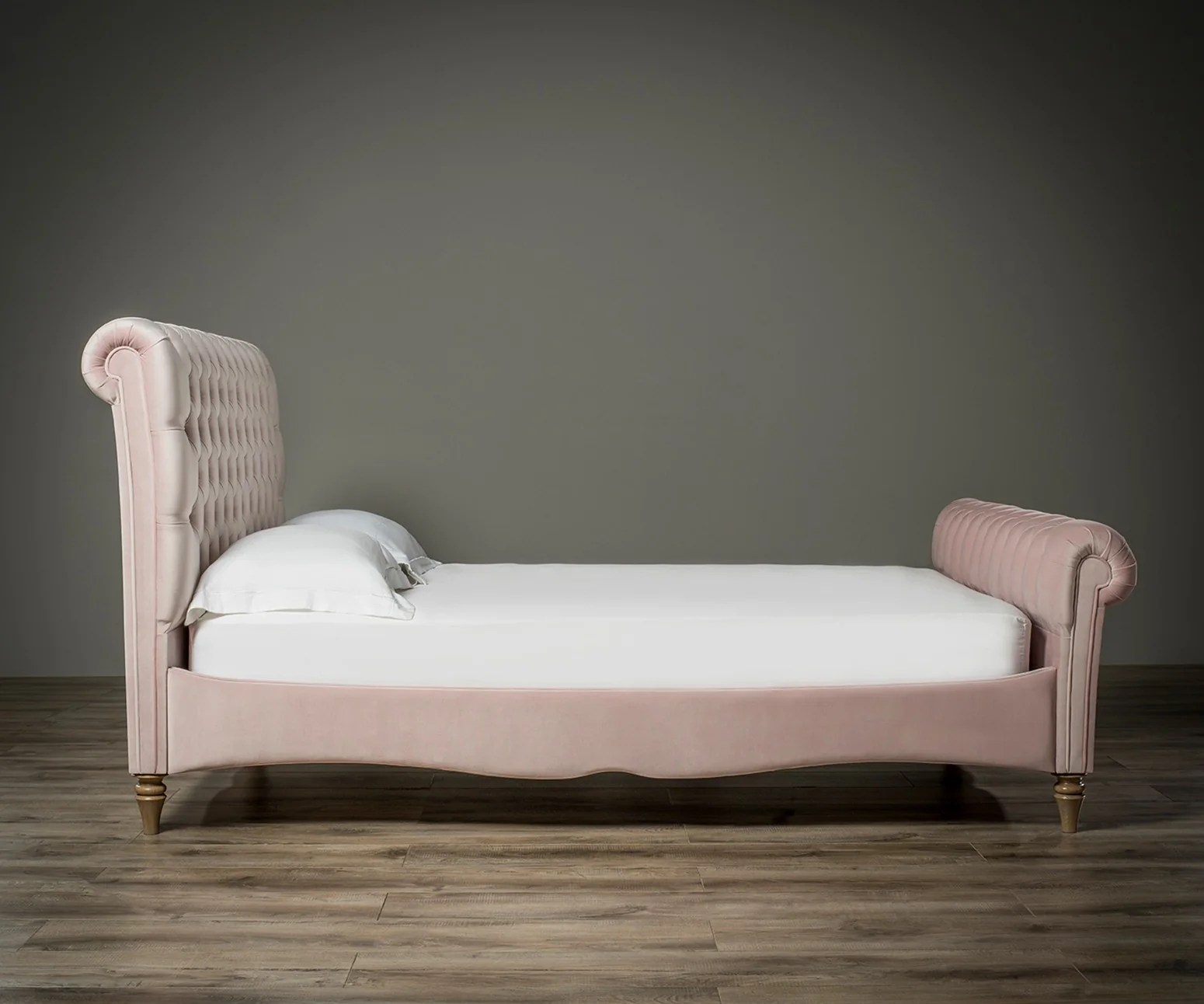 Duchess Chesterfield Bed - Image 7
