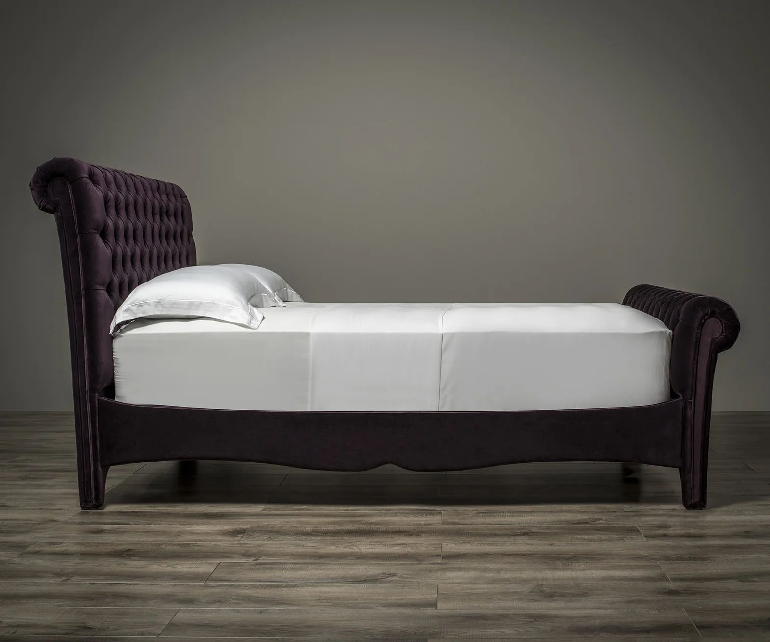 Duke Chesterfield Bed - Image 4