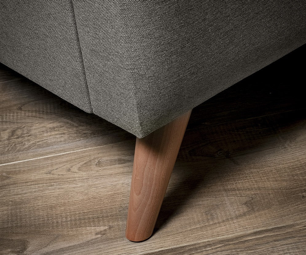 Retro Buttoned Bed - Image 4