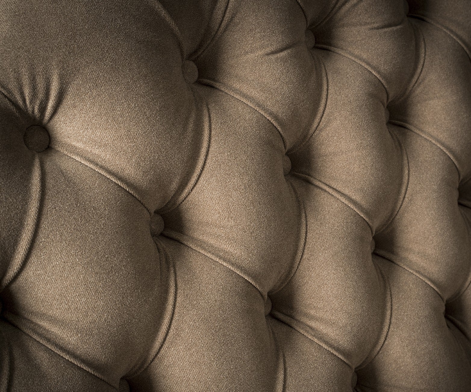 Sofia Chesterfield Headboard - Image 4