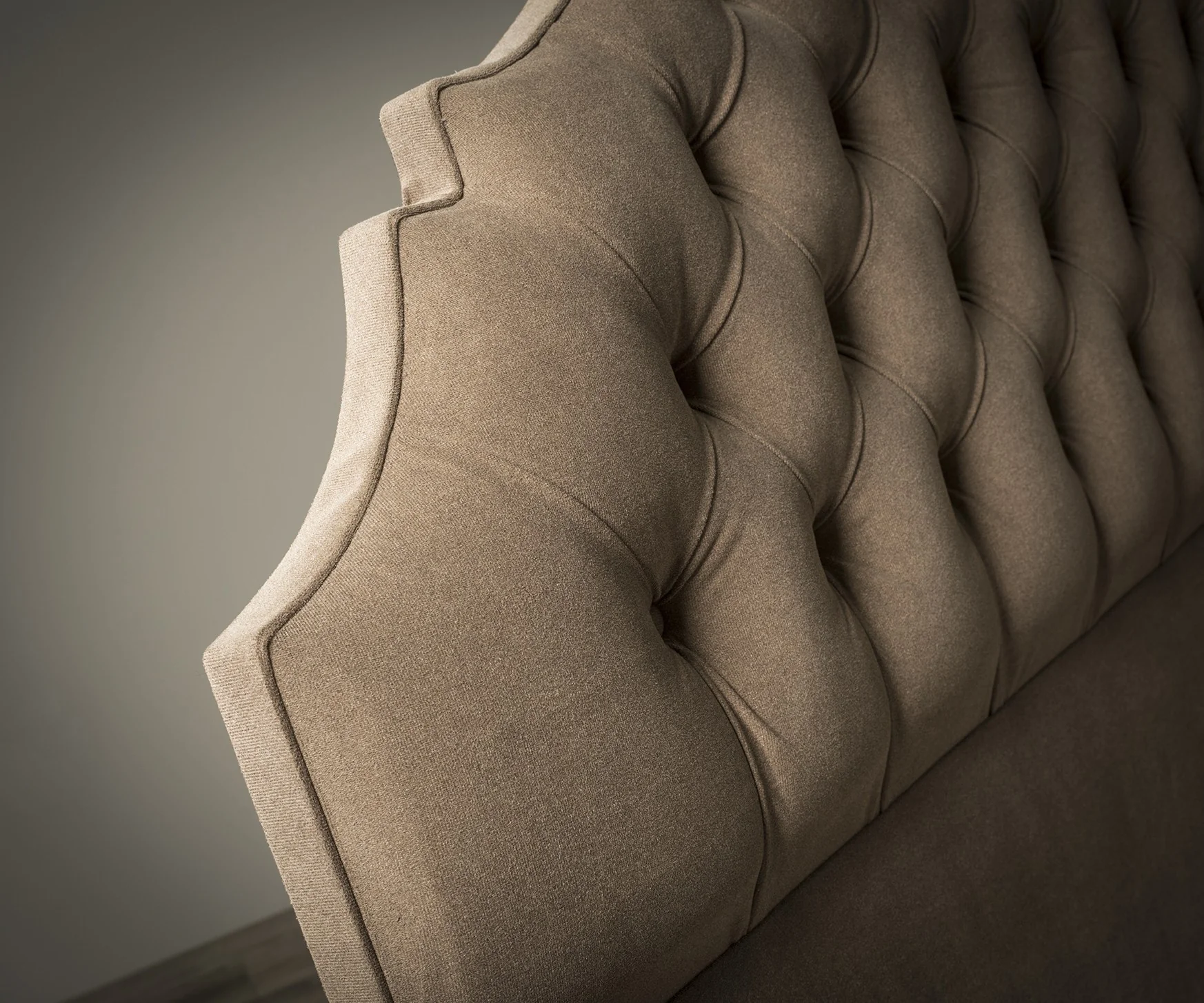 Sofia Chesterfield Headboard - Image 5