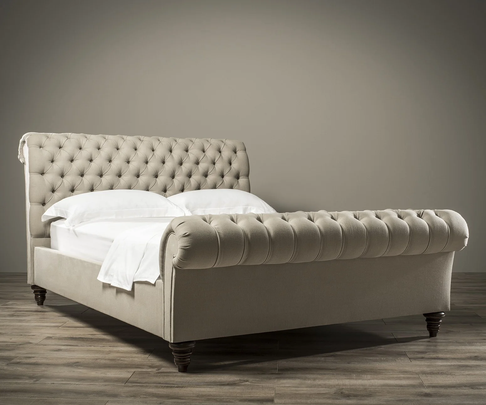 Stanhope Chesterfield Bed - Image 6